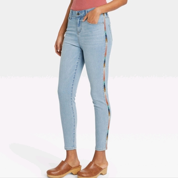 Knox Rose Jeans Knox Rose Womans Midrise Embroidered Ankle Skinny